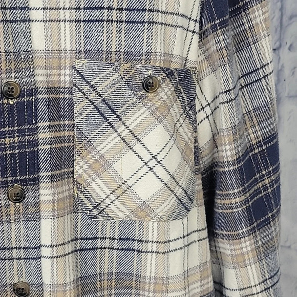 C.E. SCHMIDT WORKWEAR Men's Blue and Tan Plaid Heavyweight Shirt Medium - Picture 4 of 9